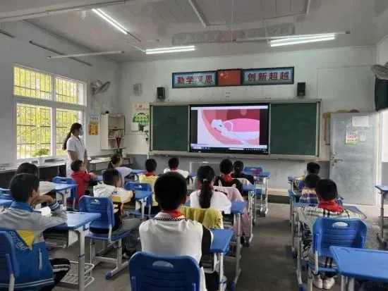 智能點(diǎn)名球：教育領(lǐng)域的新寵兒